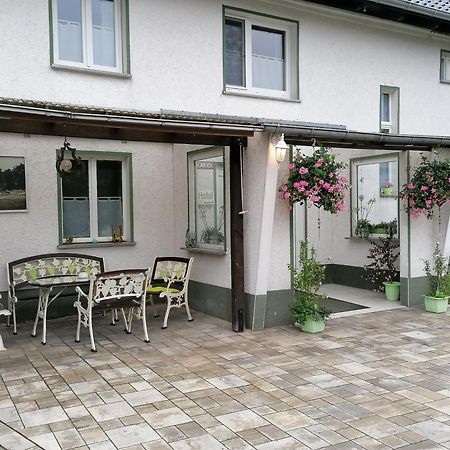 "Maerkische Traube" Idyllisches Gaestehaus Fuer Selbsversorger Zesch ภายนอก รูปภาพ